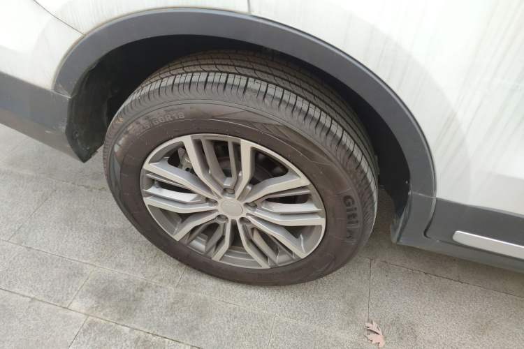Used Farizon FX 2021 1.8T Smart Connect 5-Seater Exterior 8