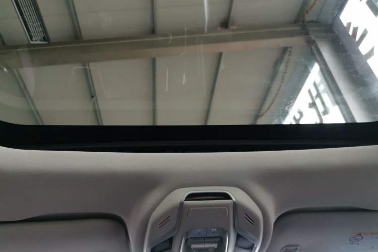 Used Farizon FX 2021 1.8T Smart Connect 5-Seater Headliner