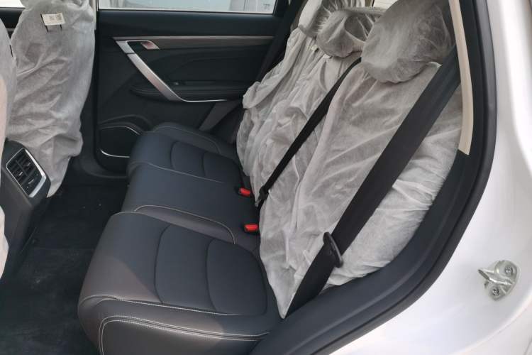Used Farizon FX 2021 1.8T Smart Connect 5-Seater Interior 4