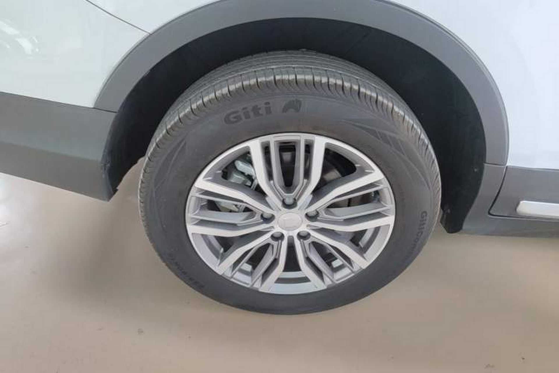 Used Farizon FX 2021 1.8T Smart Connect 5-Seater Right Rear Wheel Hub