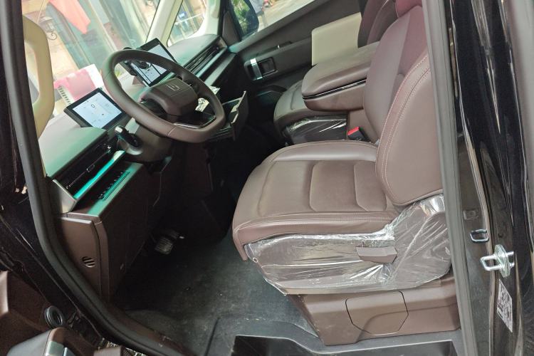 Used Farizon Geely Xingfu Hao 2024 Hovey Edition 66.57 kWh (Full Vehicle Version) 7 Seats Left Front Seat