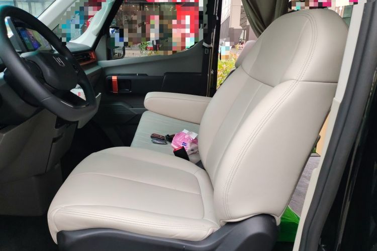 Used Farizon Super VAN 2024 Zhifu Edition Mid-Axle Mid-Roof 68 kWh Left Front Seat