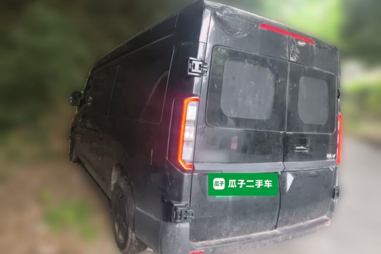 Used Farizon Super VAN 2024 Zhifu Edition Mid-Drive Mid-Roof 83 kWh Rear Left 45 Deg