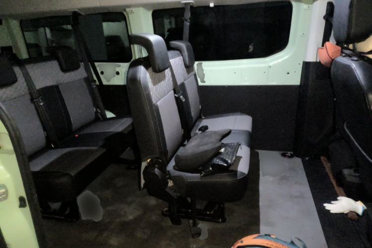Used Farizon Super VAN 2024 Smart Wealth Edition Mid-Roof High-Top 66 kWh Left Rear Seat