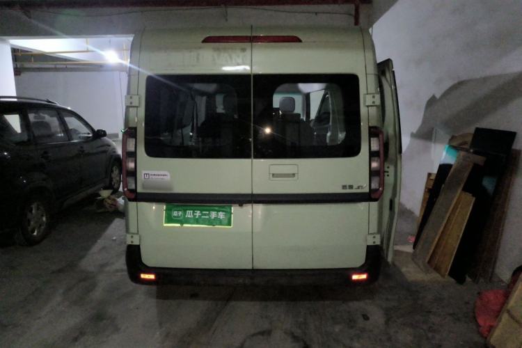 Used Farizon Super VAN 2024 Smart Wealth Edition Mid-Roof High-Top 66 kWh Rear
