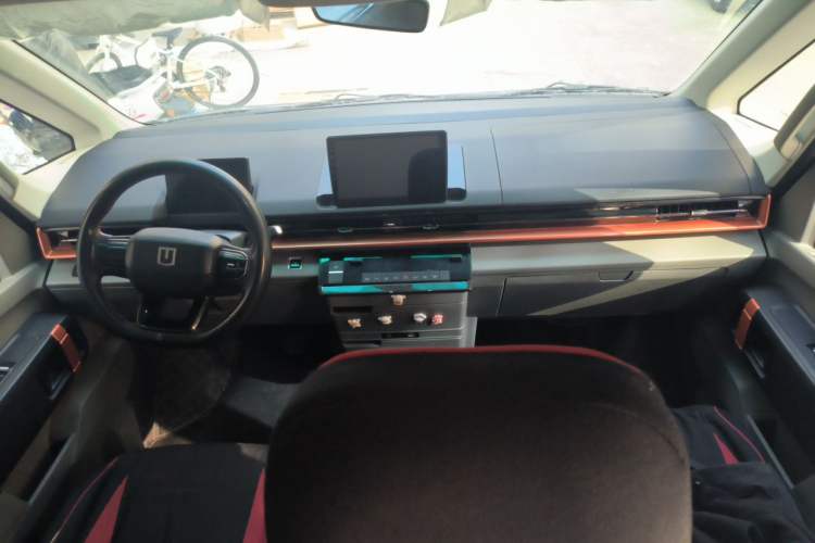 Used Farizon Super VAN 2024 Zhifu Edition Action-Oriented Short-Wheelbase Mid-Roof Model with 51 kWh Center Console