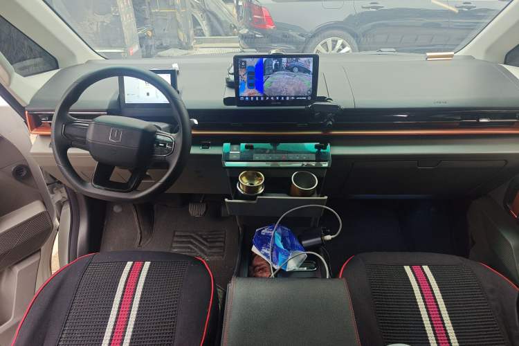 Used Farizon Super VAN 2024 Zhifu Edition Mid-Axle Mid-Roof 68 kWh Center Console