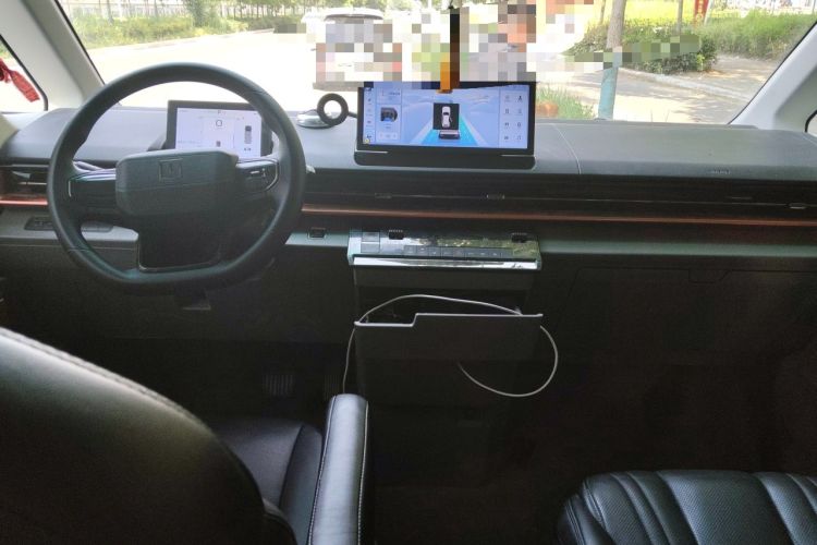 Used Farizon Super VAN 2024 Zhifu Edition Action-Oriented Short-Wheelbase Mid-Roof Model with 51 kWh Center Console