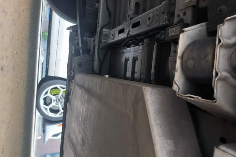 Used Farizon Super VAN 2024 Zhifu Edition Action-Oriented Short-Wheelbase Mid-Roof Model with 51 kWh Chassis Rear Right