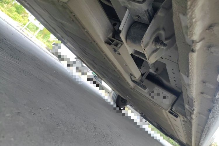 Used Farizon Super VAN 2024 Zhifu Edition Mid-Axle Low-Roof 68 kWh Chassis Rear Right