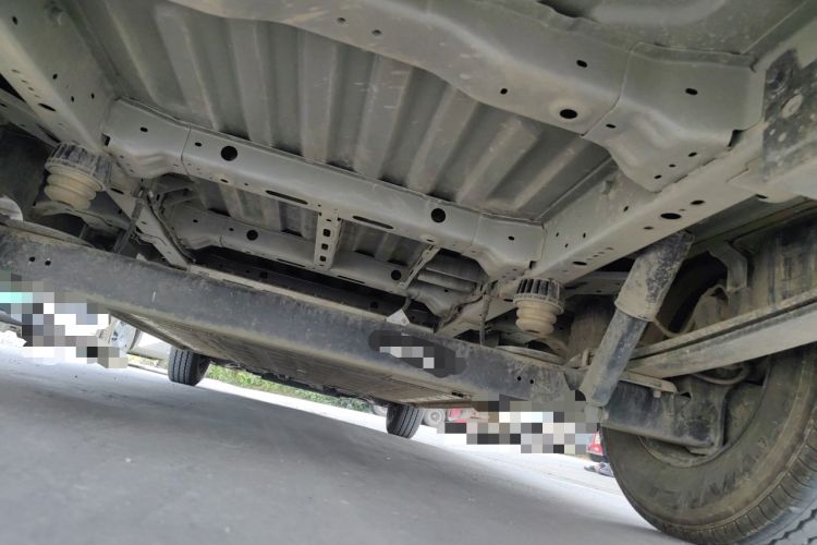 Used Farizon Super VAN 2024 Zhifu Edition Mid-Axle Low-Roof 68 kWh Chassis Rear