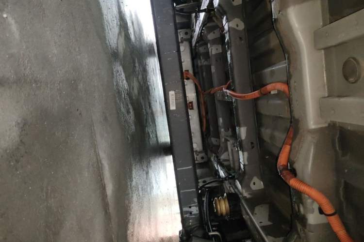 Used Farizon Super VAN 2024 Smart Wealth Edition Mid-Roof High-Top 66 kWh Chassis Rear