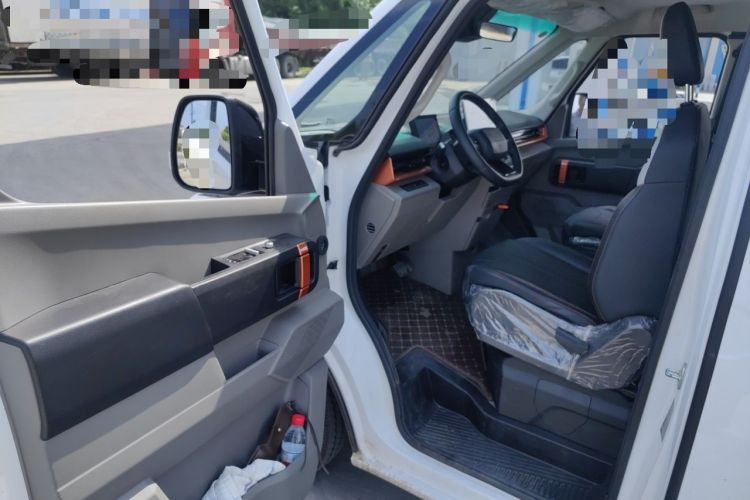 Used Farizon Super VAN 2024 Zhifu Edition Mid-Axle Low-Roof 68 kWh Driver Seat
