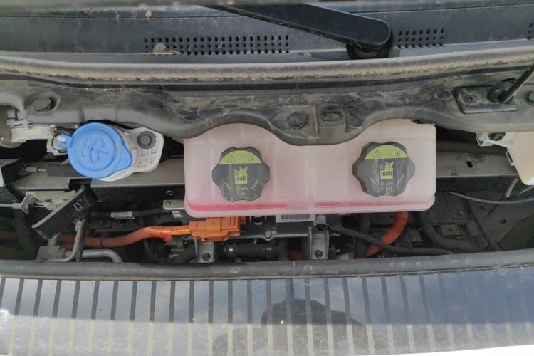 Used Farizon Super VAN 2024 Zhifu Edition Mid-Axle Low-Roof 68 kWh Engine Bay