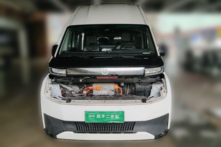 Used Farizon Super VAN 2024 Smart Wealth Edition Mid-Roof High-Top 66 kWh Front