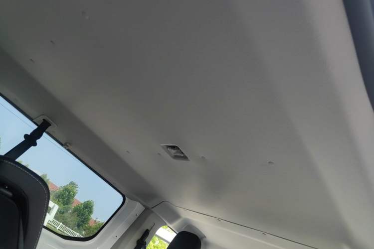 Used Farizon Super VAN 2024 Zhifu Edition Mid-Axle Low-Roof 68 kWh Headliner