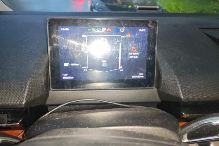 Used Farizon Super VAN 2024 Zhifu Edition Action-Oriented Short-Wheelbase Mid-Roof Model with 51 kWh Instrument Cluster