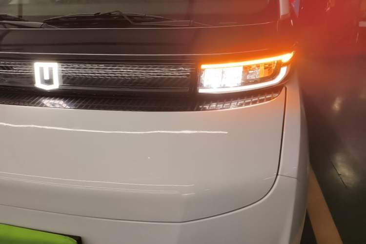 Used Farizon Super VAN 2024 Zhifu Edition Action-Oriented Short-Wheelbase Mid-Roof Model with 51 kWh Left Front Headlight