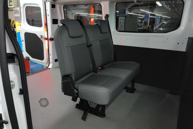 Used Farizon Super VAN 2024 Zhifu Edition Action-Oriented Short-Wheelbase Mid-Roof Model with 51 kWh Left Rear Seat