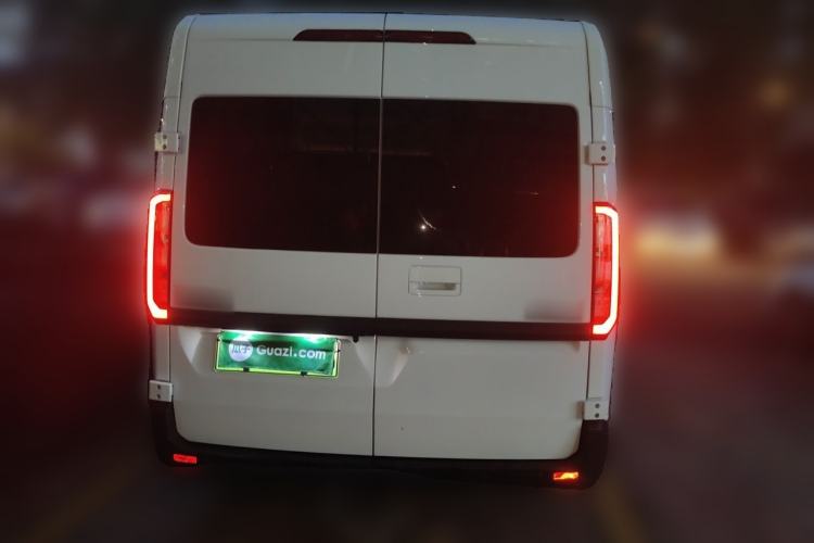 Used Farizon Super VAN 2024 Zhifu Edition Mid-Axle Mid-Roof 68 kWh Rear