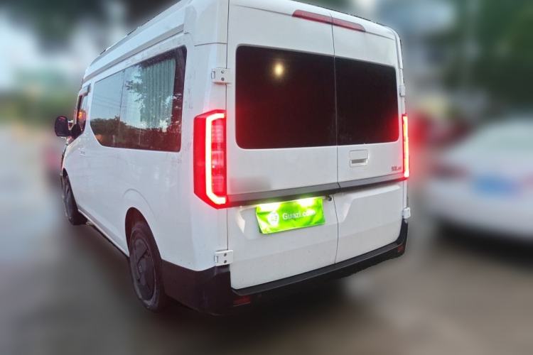 Used Farizon Super VAN 2024 Zhifu Edition Action-Oriented Short-Wheelbase Mid-Roof Model with 51 kWh Rear Left 45 Deg