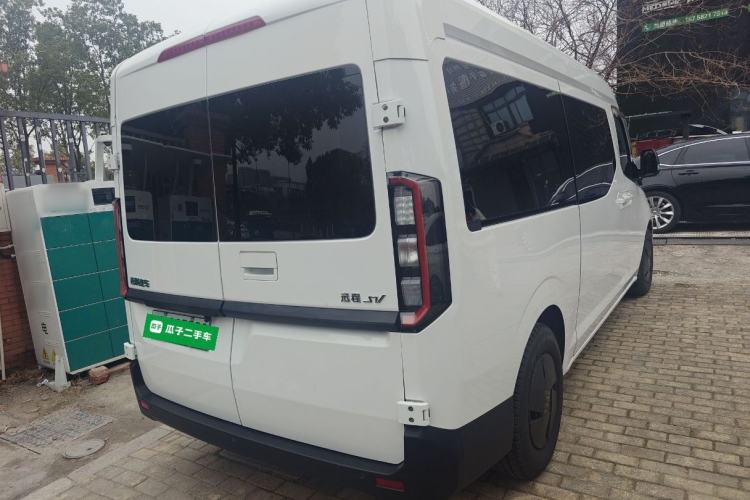Used Farizon Super VAN 2024 Zhifu Edition Mid-Axle Mid-Roof 68 kWh Rear Right 45 Deg