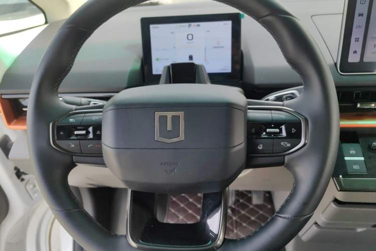 Used Farizon Super VAN 2024 Zhifu Edition Mid-Axle Low-Roof 68 kWh Steering Wheel