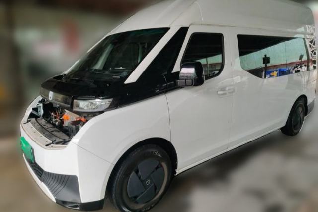 Used Farizon Super VAN 2024 Smart Wealth Edition Mid-Roof High-Top 66 kWh