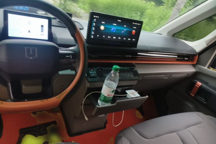 Used Farizon Super VAN 2025 Model, Zhifu Edition, Short-wheelbase Medium-roof, 83 kWh Center Console