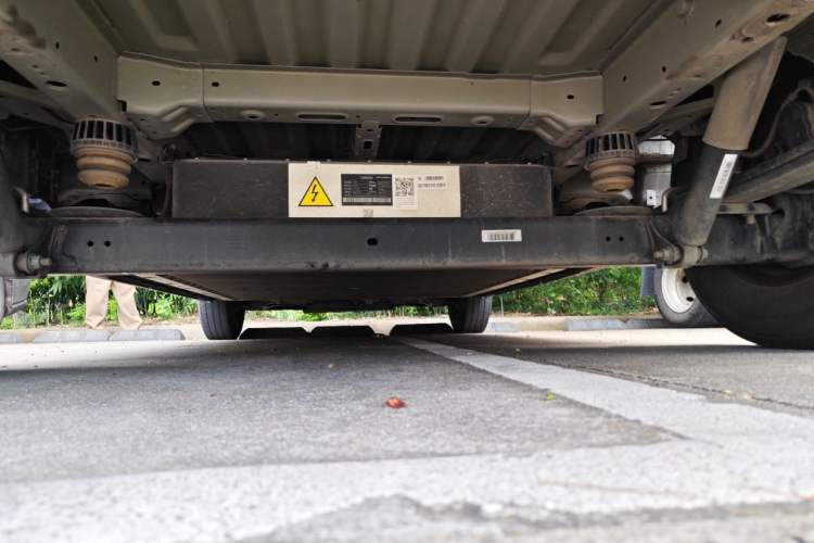 Used Farizon Super VAN 2025 Yucheng Edition, Action-Pak 68kWh Chassis Rear