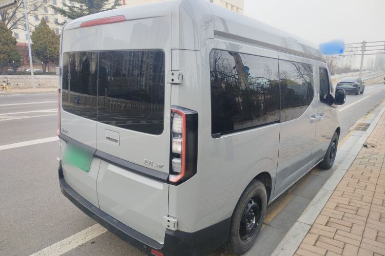 Used Farizon Super VAN 2025 Yucheng Action-Pak, Short-Axle 68kWh ZhiXin, 5-seater Exterior 5