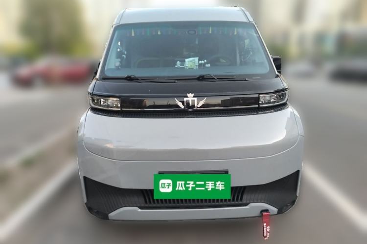 Used Farizon Super VAN 2025 Yucheng Action-Pak, Mid-Axle Mid-Roof 68kWh ZhiXin, 7-seater Front