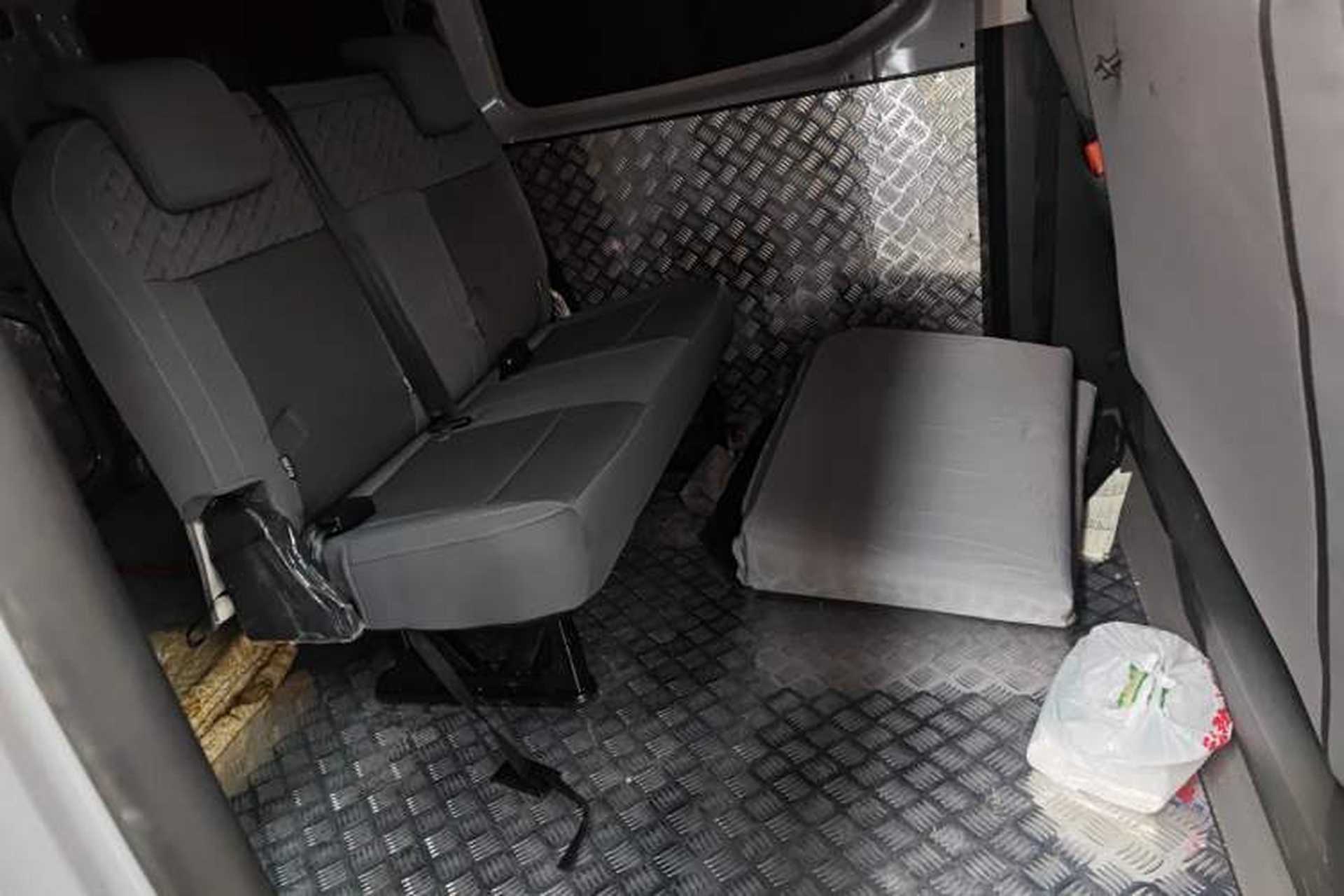 Used Farizon Super VAN 2025 Yucheng Action-Pak, Short-Axle 68kWh ZhiXin, 5-seater Left Rear Seat