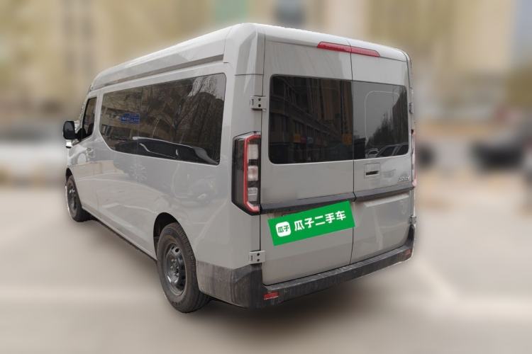 Used Farizon Super VAN 2025 Yucheng Action-Pak, Mid-Axle Mid-Roof 68kWh ZhiXin, 7-seater Rear Left 45 Deg