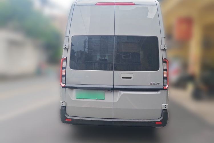 Used Farizon Super VAN 2025 Yucheng Action-Pak, Mid-Axle High-Roof 68kWh ZhiXin, 7-seater Rear