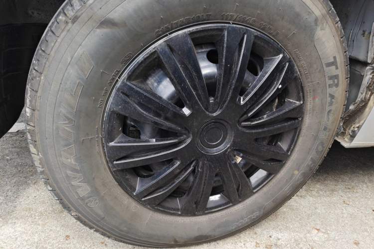 Used Farizon Super VAN 2025 Yucheng Edition, Action-Pak 68kWh Right Front Wheel Hub