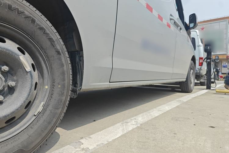 Used Farizon Super VAN 2025 Jingcheng Edition, Action-Pak Mid-Roof 51kWh Chassis Rear Right