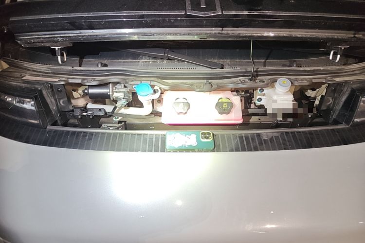 Used Farizon Super VAN 2025 Yucheng Edition, Action-Pak 68kWh Engine Bay