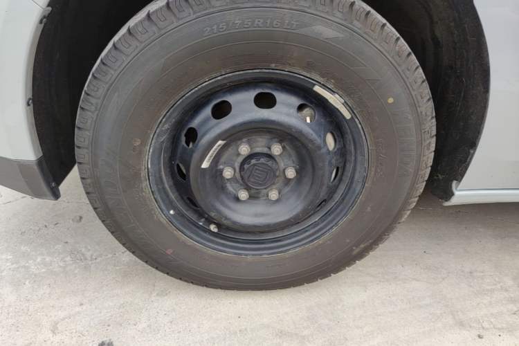 Used Farizon Super VAN 2025 Yucheng Edition, Action-Pak 68kWh Left Front Wheel Hub