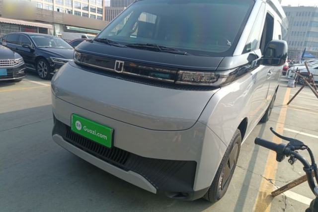 Used Farizon Super VAN 2025 Yucheng Action-Pak, Short-Axle 68kWh ZhiXin, 5-seater