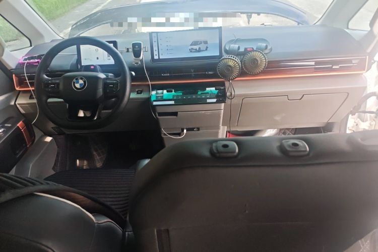 Used Farizon Super VAN 2025 Model, Zhifu Edition, Mid-axle Medium-roof, 83 kWh Center Console