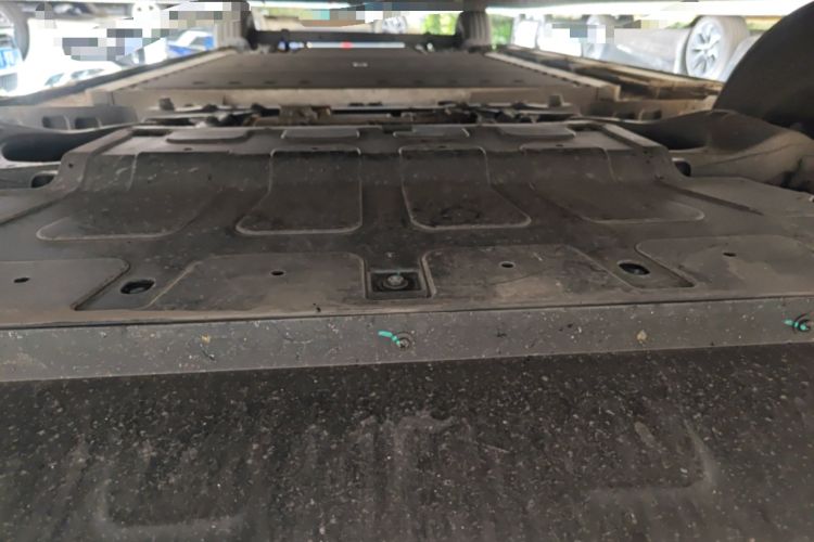 Used Farizon Super VAN 2025 Model, Zhifu Edition, Mid-axle High-roof, 68 kWh, Zhixin Chassis Front