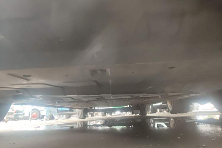 Used Farizon Super VAN 2025 Model, Zhifu Edition, Mid-axle Medium-roof, 83 kWh Chassis Front