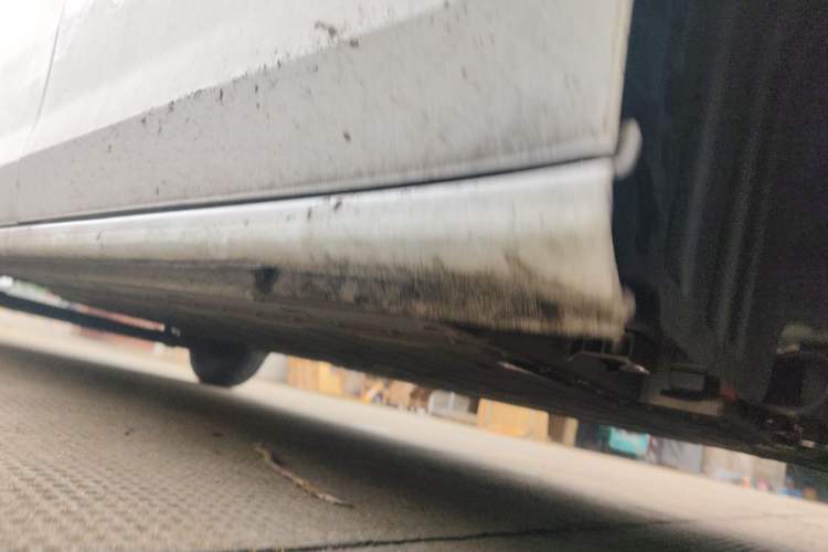 Used Farizon Super VAN 2025 Model, Zhifu Edition, Mid-axle Medium-roof, 68 kWh, CATL Chassis Front Right