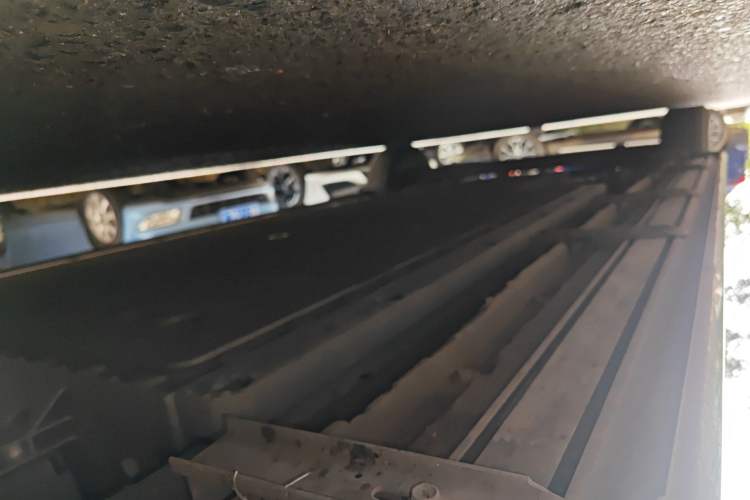 Used Farizon Super VAN 2025 Model, Zhifu Edition, Mid-axle High-roof, 68 kWh, Zhixin Chassis Front Right