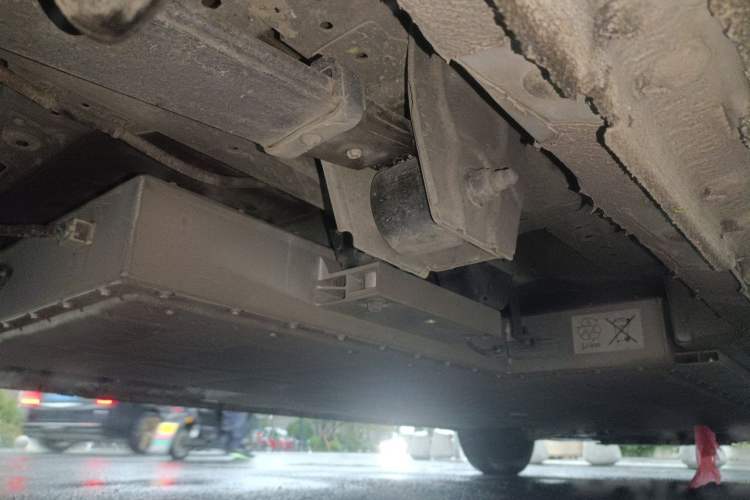 Used Farizon Super VAN 2025 Model, Zhifu Edition, Mid-axle High-roof, 83 kWh Chassis Rear Right