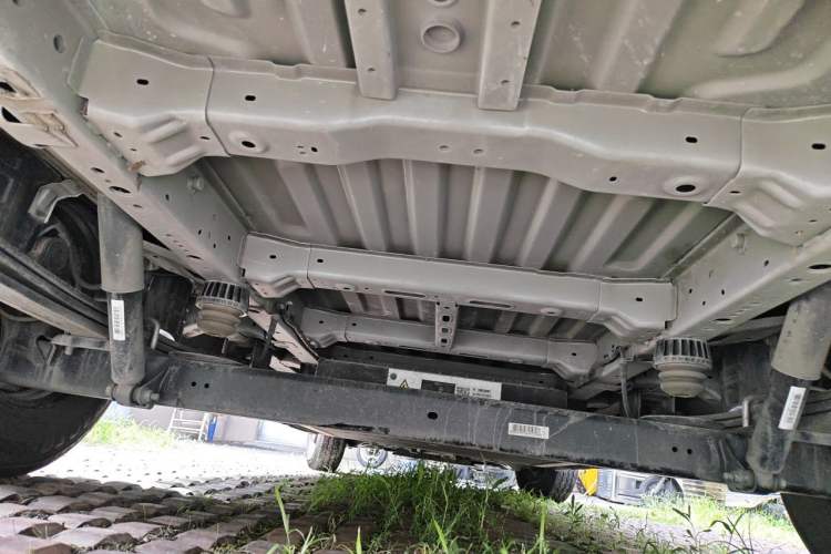 Used Farizon Super VAN 2025 Model, Chuangfu Edition, Mid-axle Medium-roof, Zhixin 68 kWh Chassis Rear