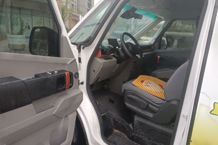 Used Farizon Super VAN 2025 Model, Zhifu Edition, Mid-axle High-roof, 83 kWh Driver Seat
