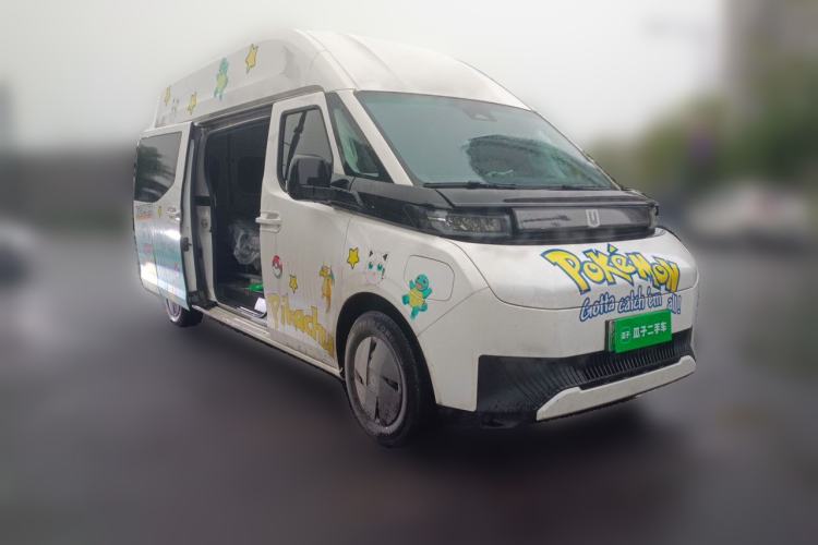 Used Farizon Super VAN 2025 Model, Zhifu Edition, Mid-axle High-roof, 83 kWh Front Right 45 Deg