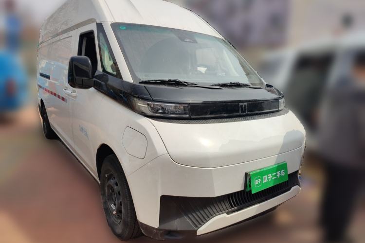 Used Farizon Super VAN 2025 Model Wealth Creation Version—Long Wheelbase High Roof 106kWh Front Right 45 Deg